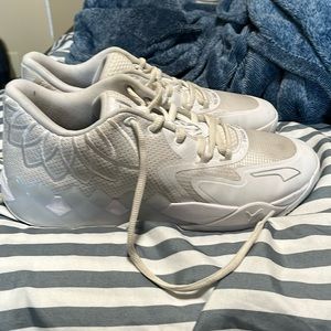 Lamello ball 2s. Used but in great condition.